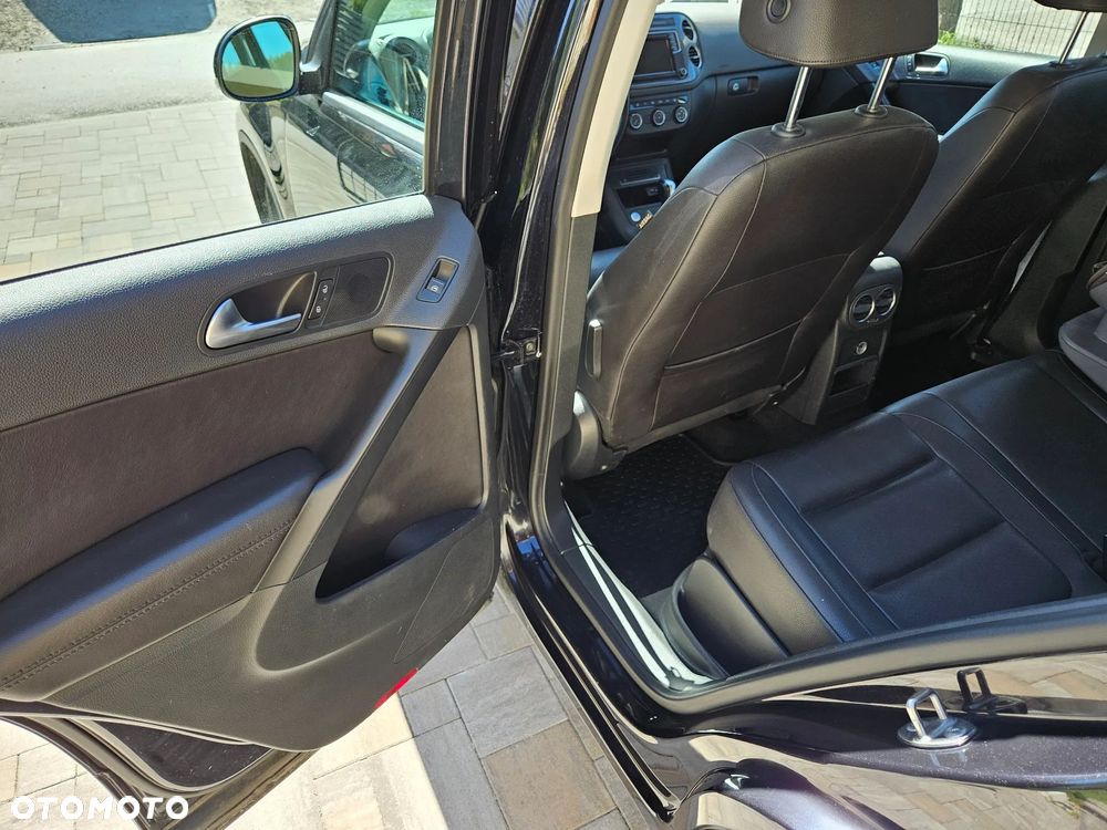 Volkswagen Tiguan - 13