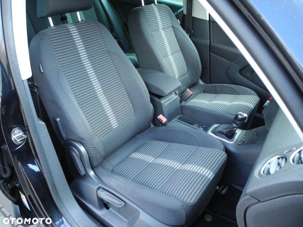 Volkswagen Tiguan - 18