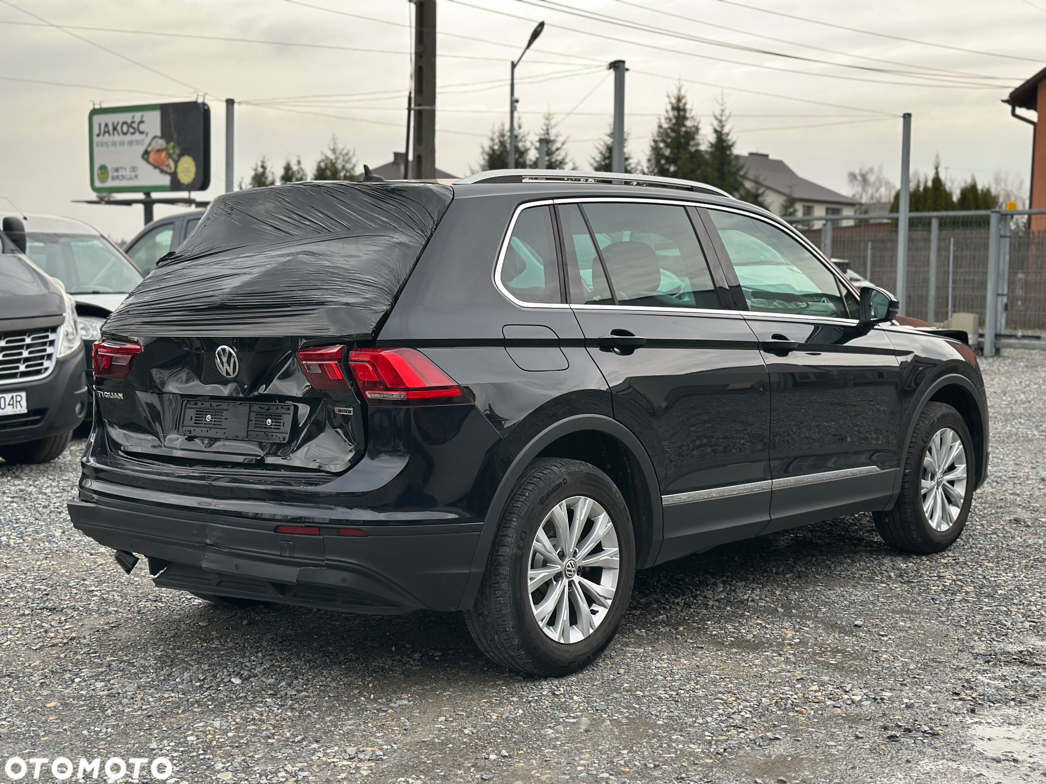 Volkswagen Tiguan - 11