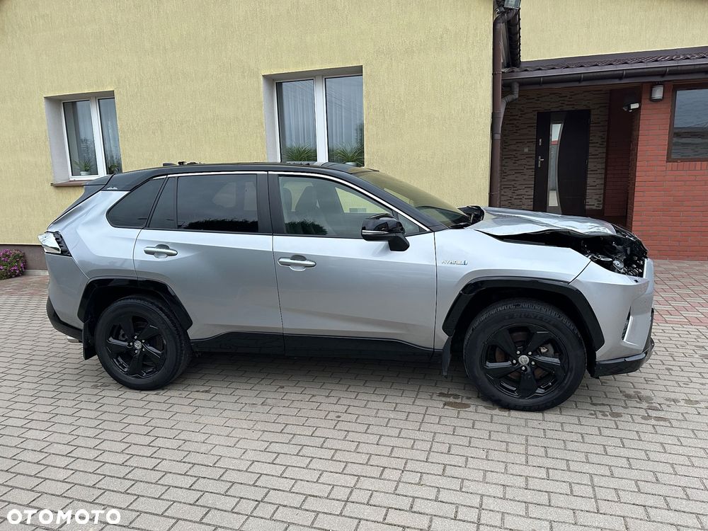 Toyota RAV4 Hybrid Selection 4x2 - 19