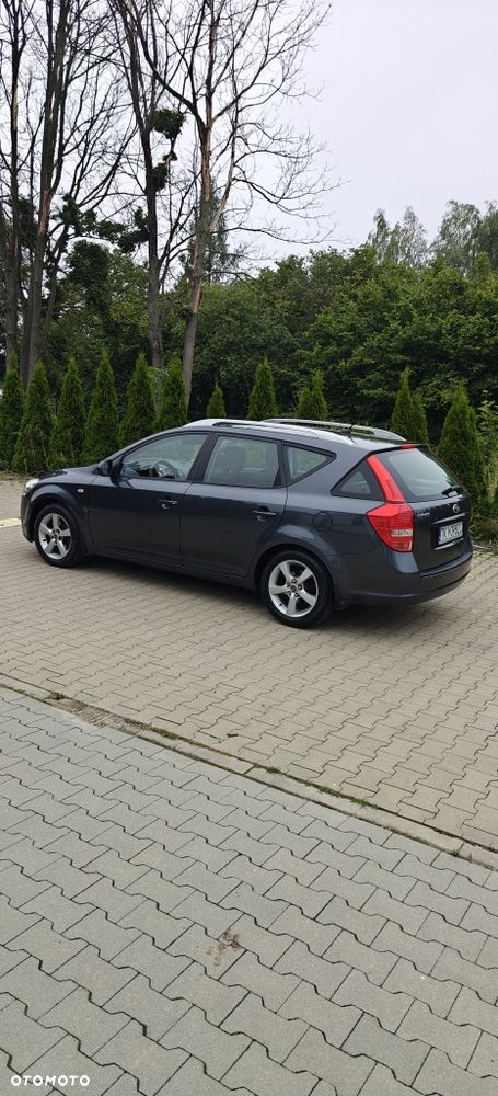 Kia Ceed - 2
