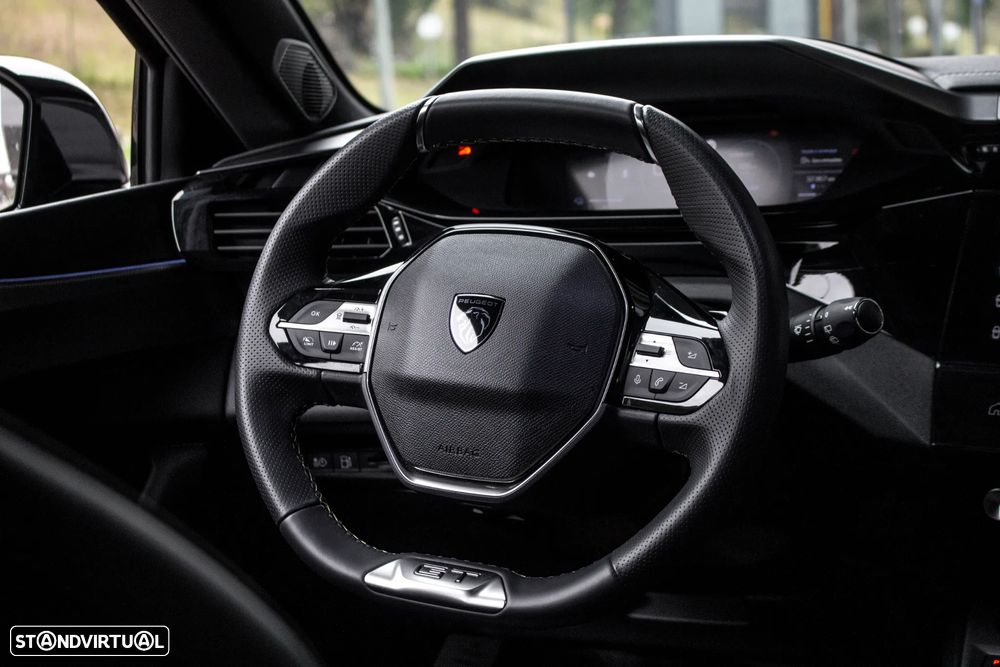 Peugeot 308 SW 225 e-EAT8 GT - 32