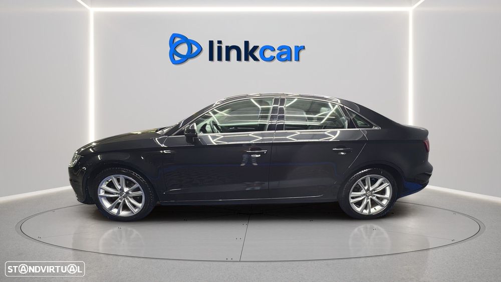 Audi A3 Sportback 1.6 TDI S-line - 4