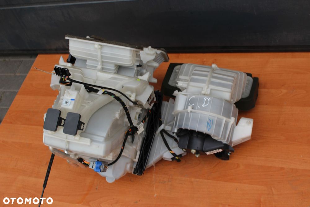 OBUDOWA NAGRZEWNICY BEZ KLIMATYZACJI OPEL CORSA D RX213239851 EUROPA - 1