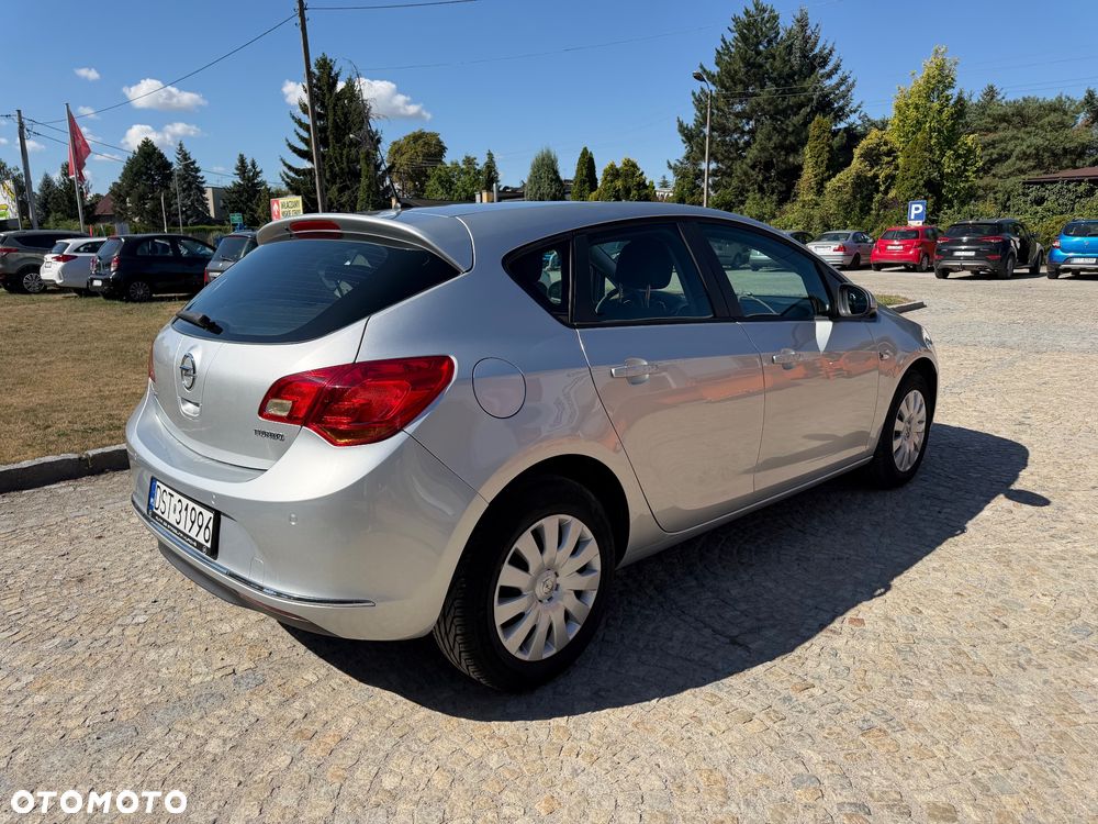 Opel Astra 1.4 Turbo - 8