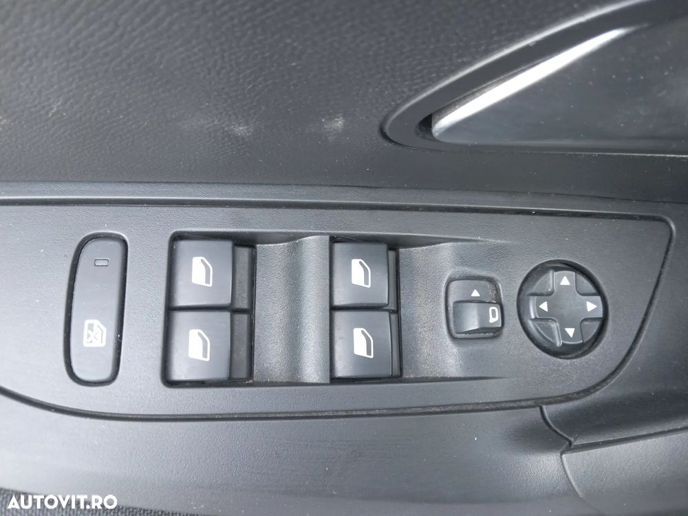 Peugeot 2008 1.5 BlueHDI STT Active - 16