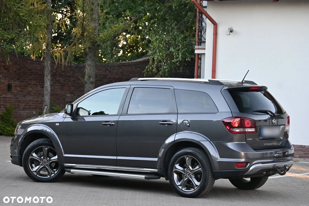 Fiat Freemont 2.0 Multijet 16V DPF Automatik Allrad Cross - 18