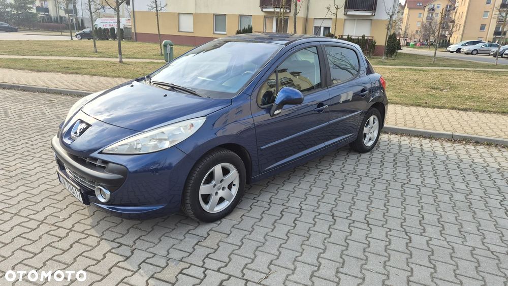 Peugeot 207 - 2