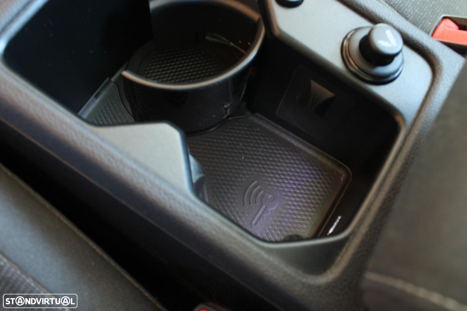 VW Golf Variant 1.5 eTSI Life DSG - 32
