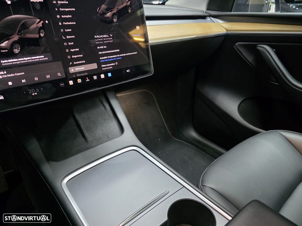 Tesla Model Y Performance Tração Integral - 28