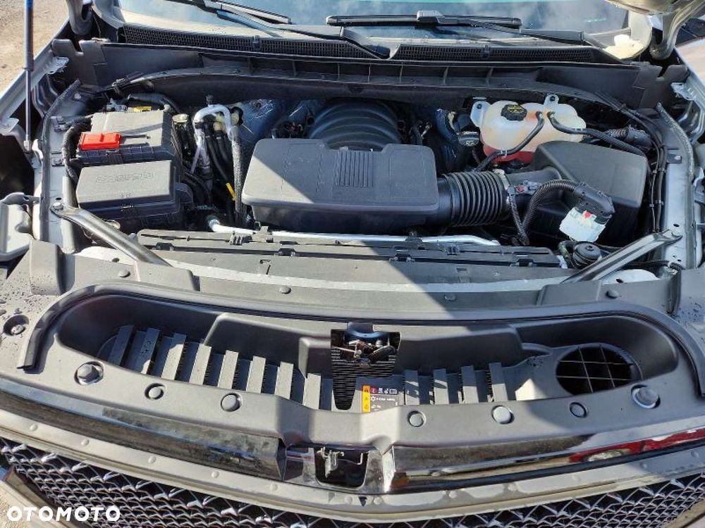 Cadillac Escalade - 7