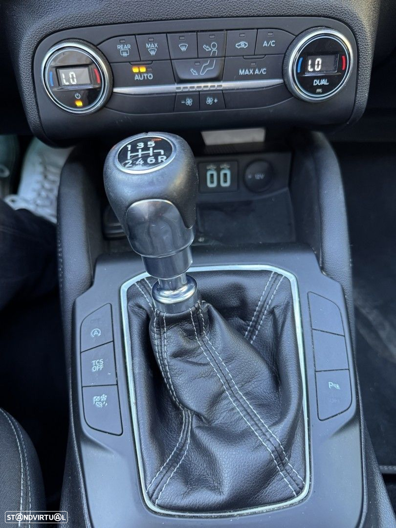 Ford Focus SW 1.0 EcoBoost MHEV Titanium - 26
