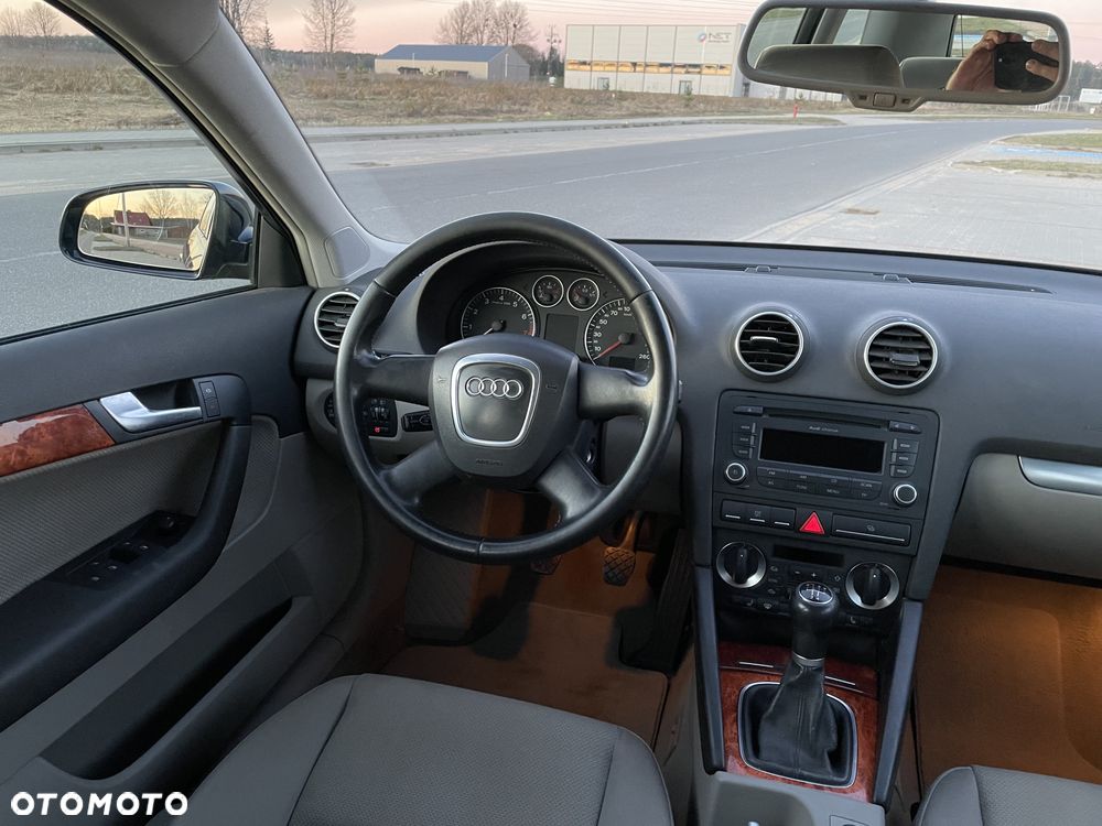 Audi A3 Sportback - 13