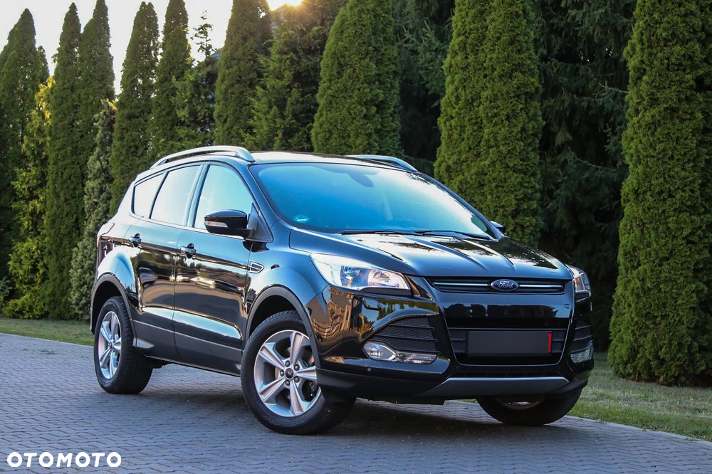 Ford Kuga 1.5 EcoBoost 2x4 Individual - 12