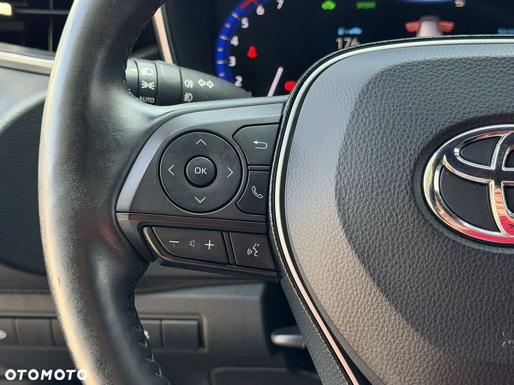 Toyota Corolla 1.8 Hybrid Executive - 19