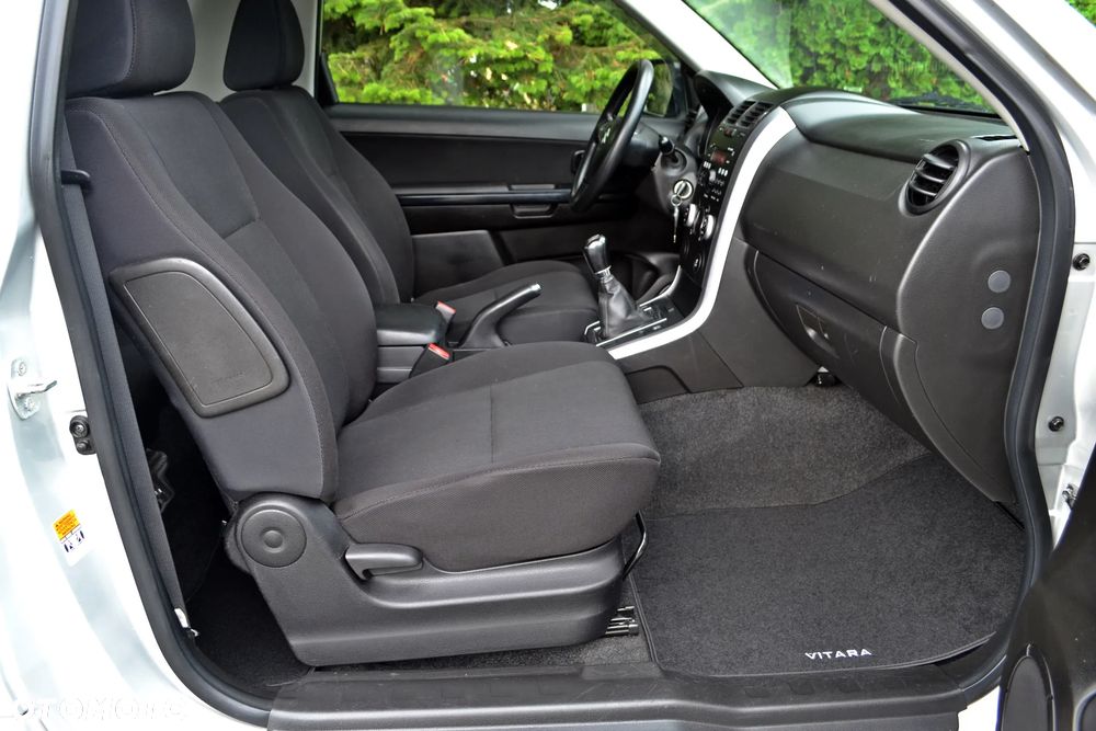 Suzuki Grand Vitara - 31