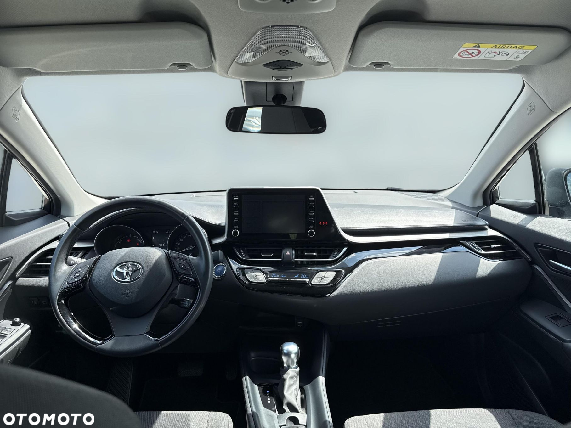 Toyota C-HR - 11