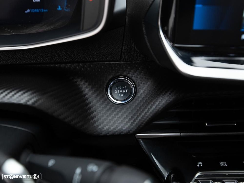 Peugeot 2008 1.5 BlueHDi GT EAT8 - 14