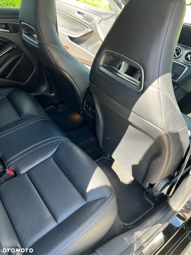Mercedes-Benz CLA 220 d 7G-DCT AMG Line - 18