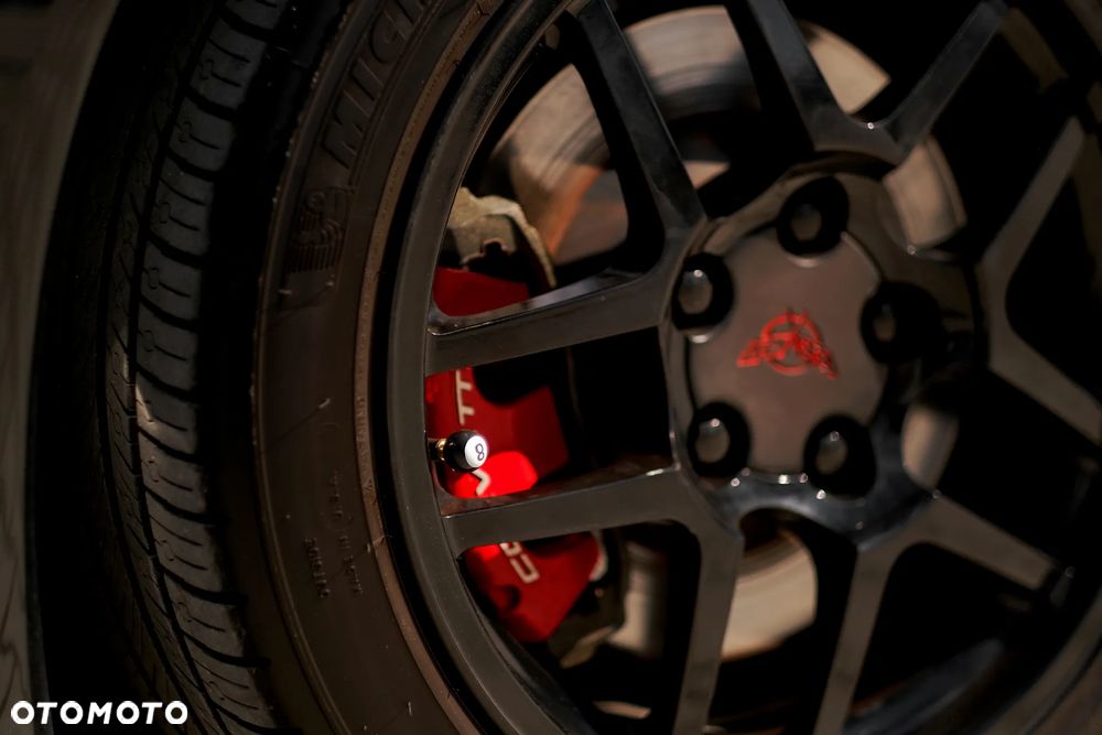 Chevrolet Corvette - 11