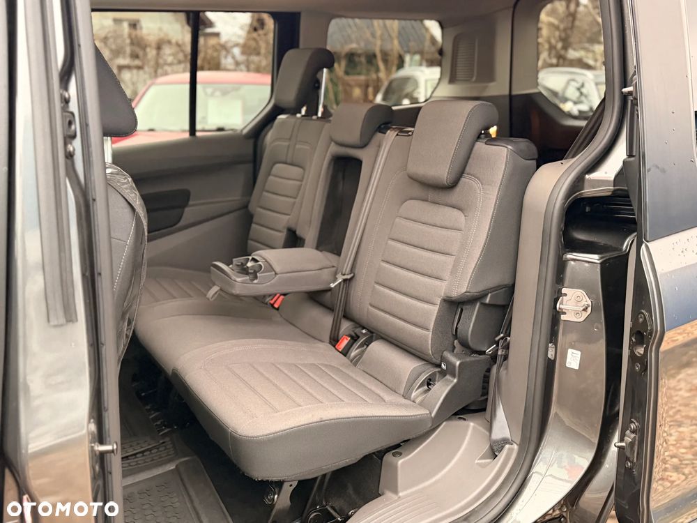 Ford Tourneo Connect Gr 1.5 EcoBlue Titanium PowerShift - 28