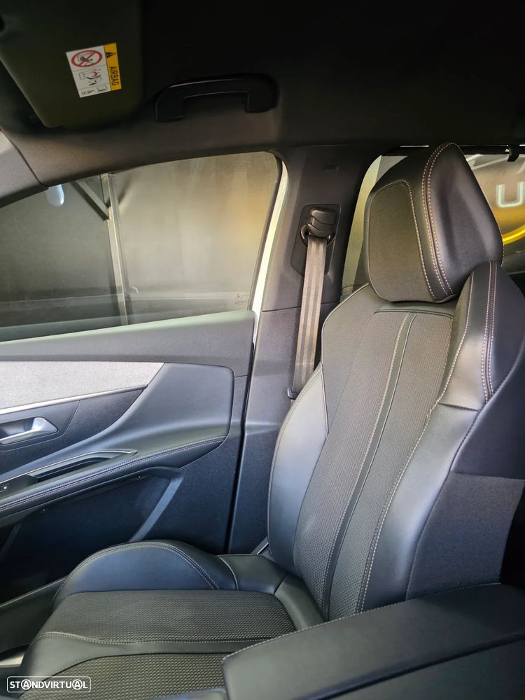 Peugeot 5008 1.5 BlueHDi GT Line EAT8 - 28