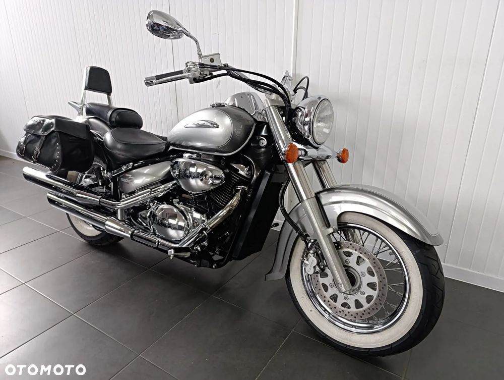 Suzuki VL 800 Volusia - 13