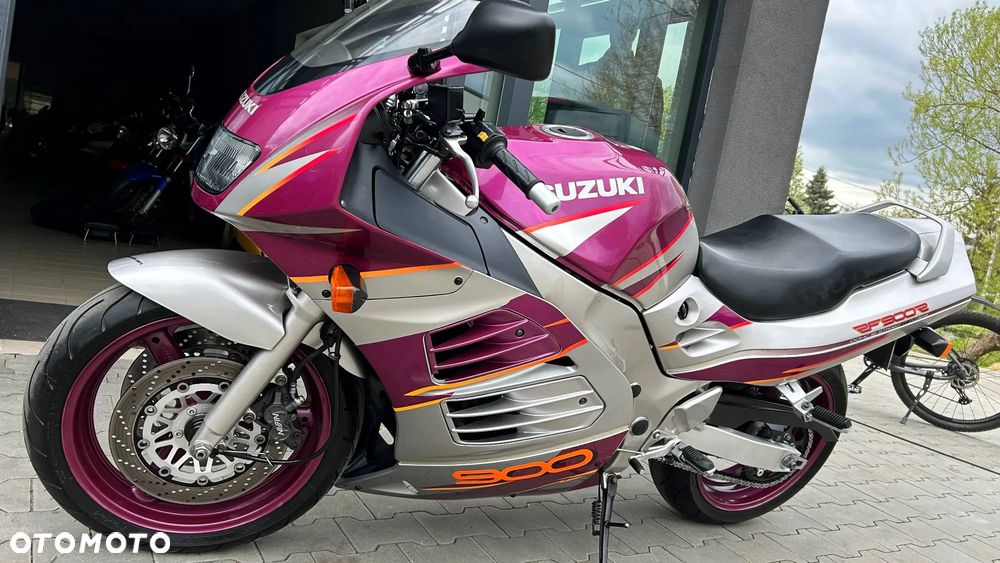 Suzuki RF - 17