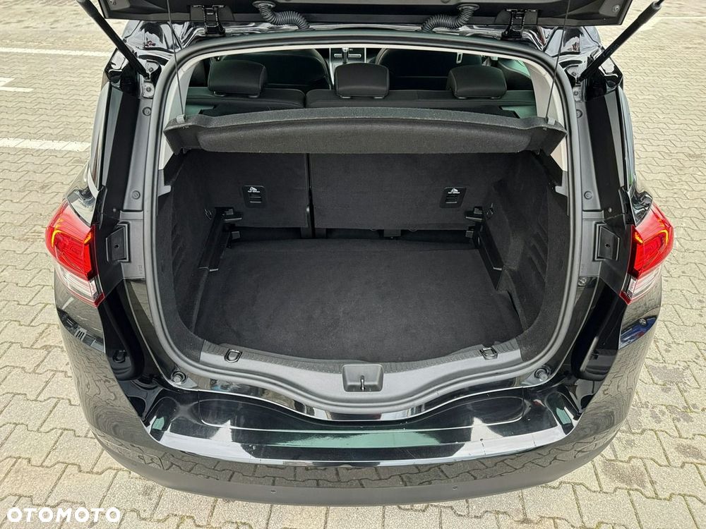 Renault Scenic - 19