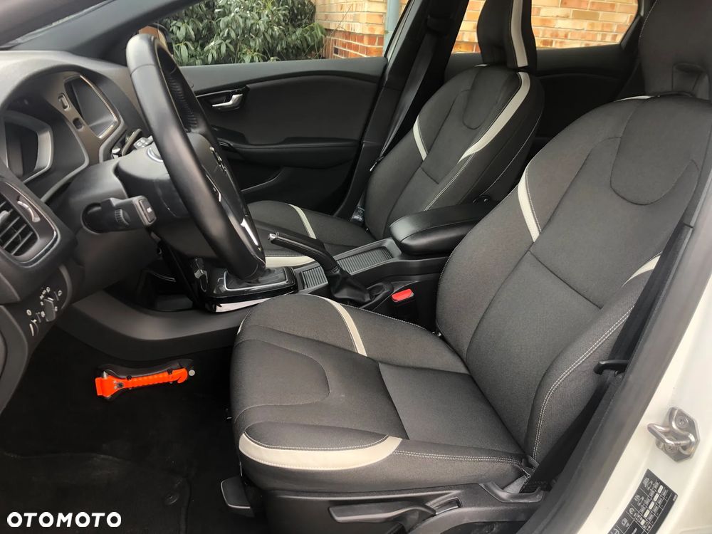 Volvo V40 D3 Geartronic Inscription - 20