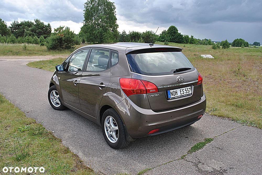 Kia Venga 1.4 CVVT Business Line - 3