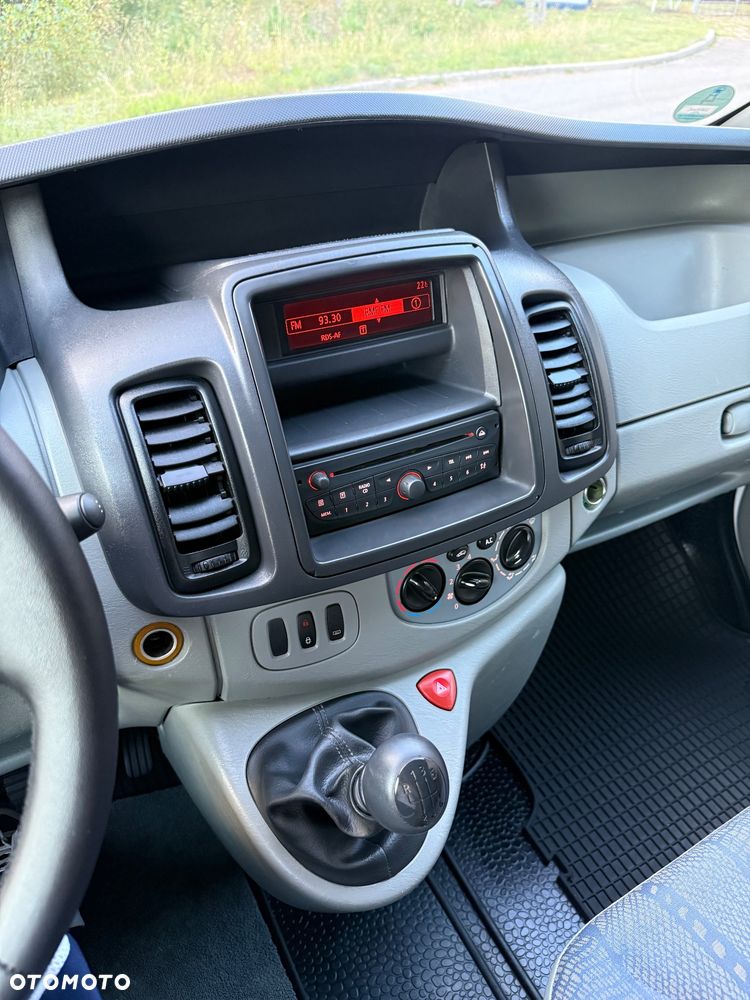 Renault Trafic - 21