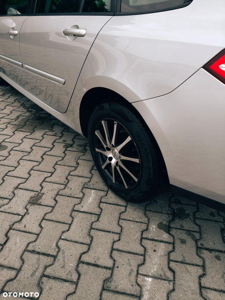 Renault Laguna - 12