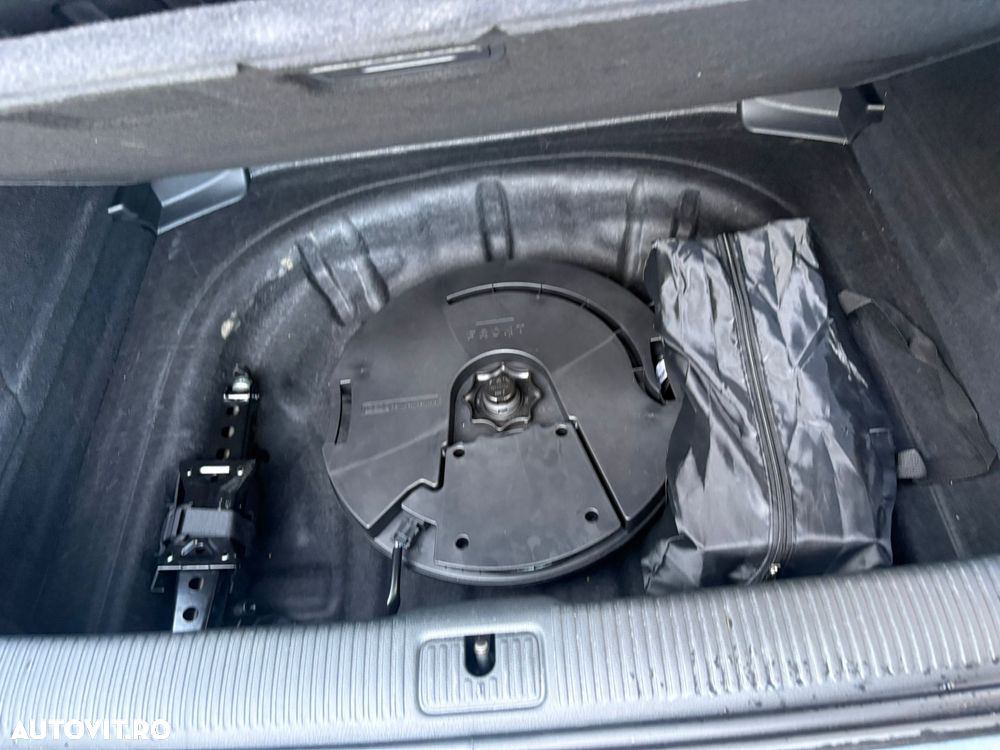Audi A3 Sportback 2.0 TDI S tronic S line Sportpaket - 9