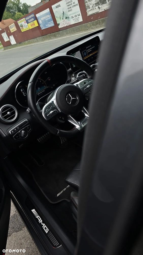 Mercedes-Benz Klasa C AMG 43 4Matic 9G-TRONIC - 23