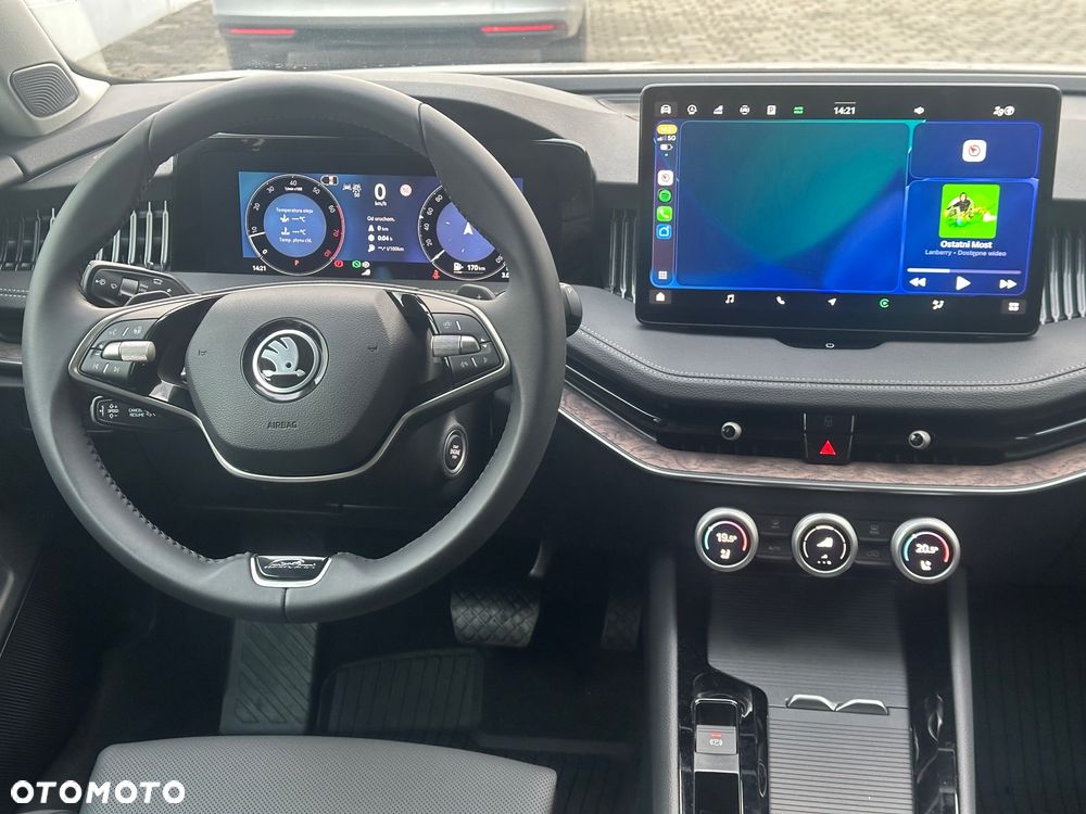 Skoda Superb 2.0 TSI 4x4 Selection DSG - 10