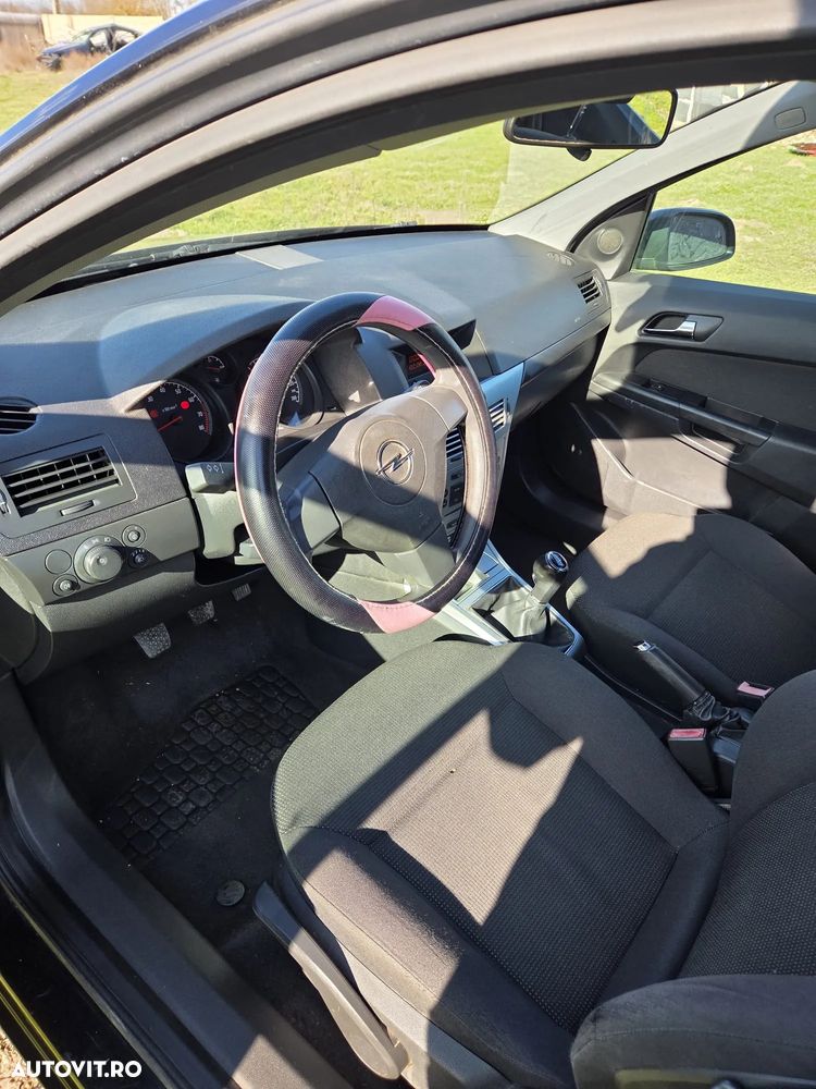 Opel Astra 1.4i 16V Club - 5