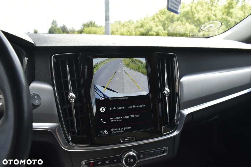 Volvo V90 D4 Momentum Pro - 23