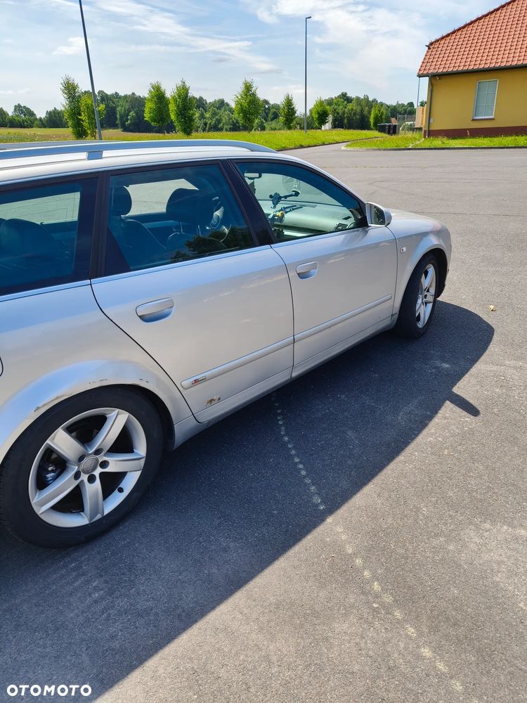 Audi A4 Avant - 4