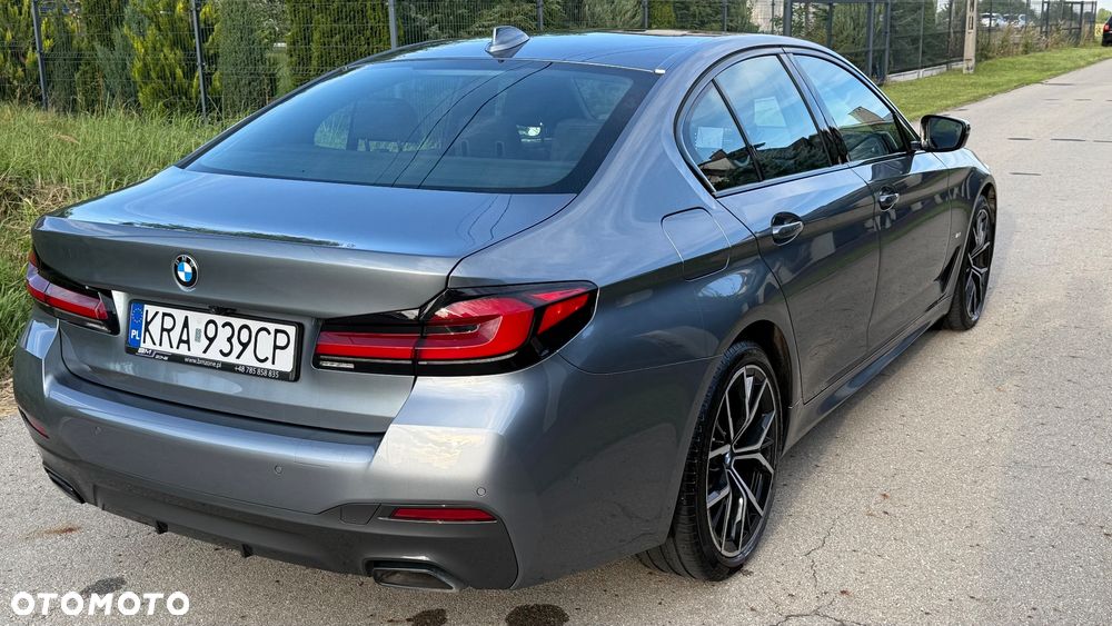 BMW Seria 5 520d MHEV M Sport sport - 11