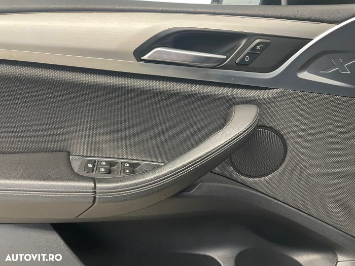 BMW X3 xDrive20d AT xLine - 5
