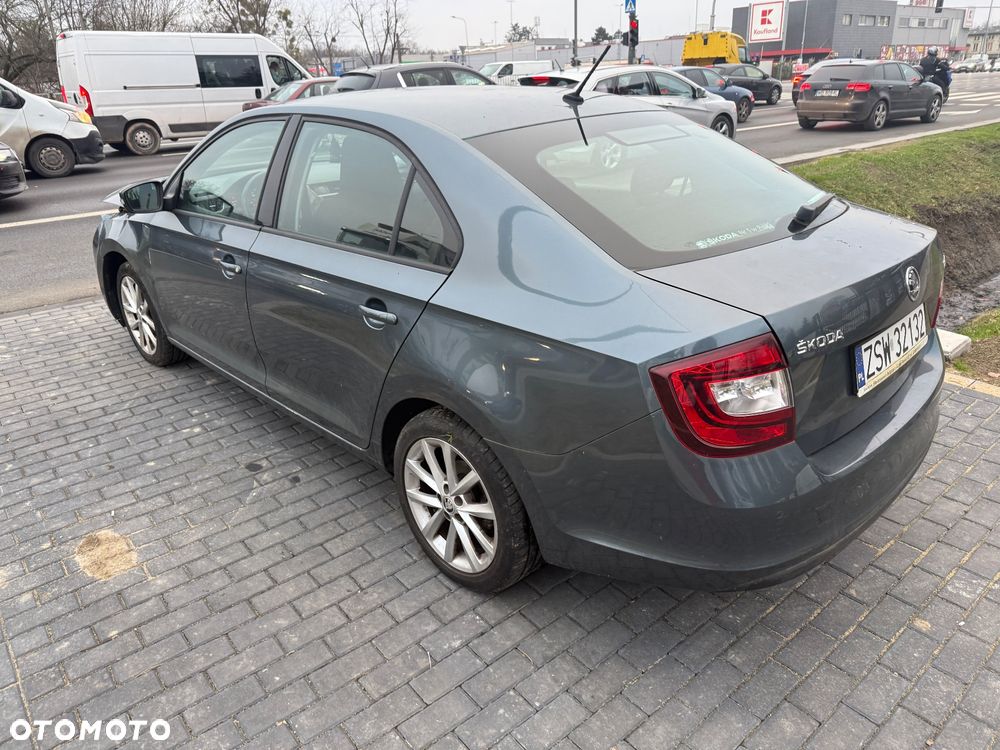 Skoda RAPID 1.0 TSI Ambition - 2
