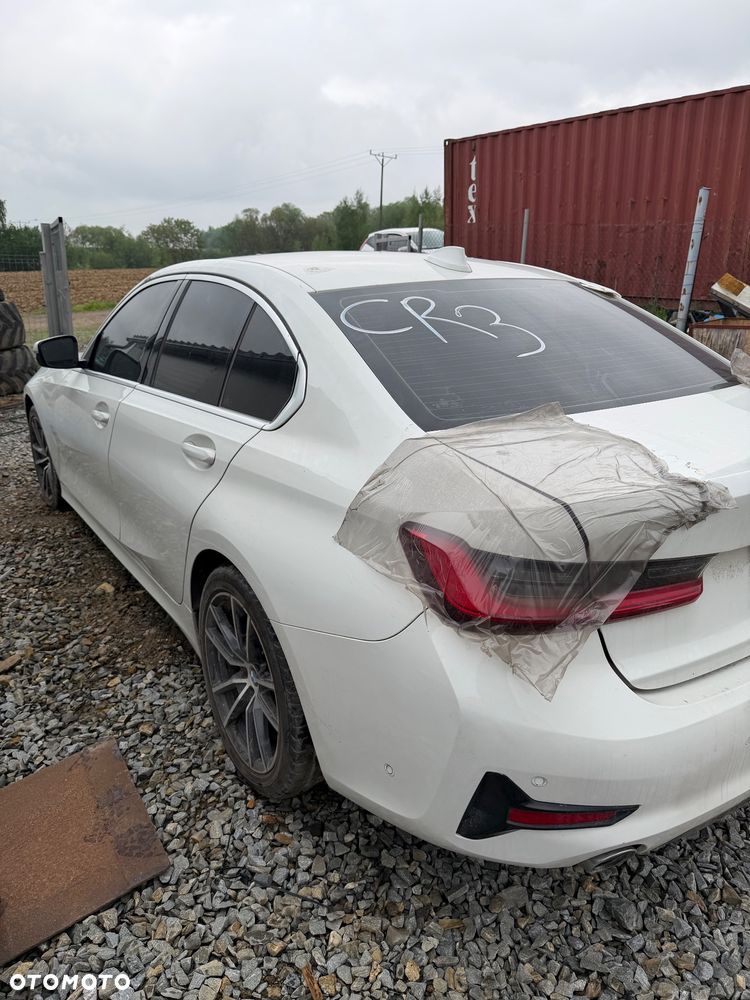 BMW Seria 3 330i Edition Luxury Line Purity - 6