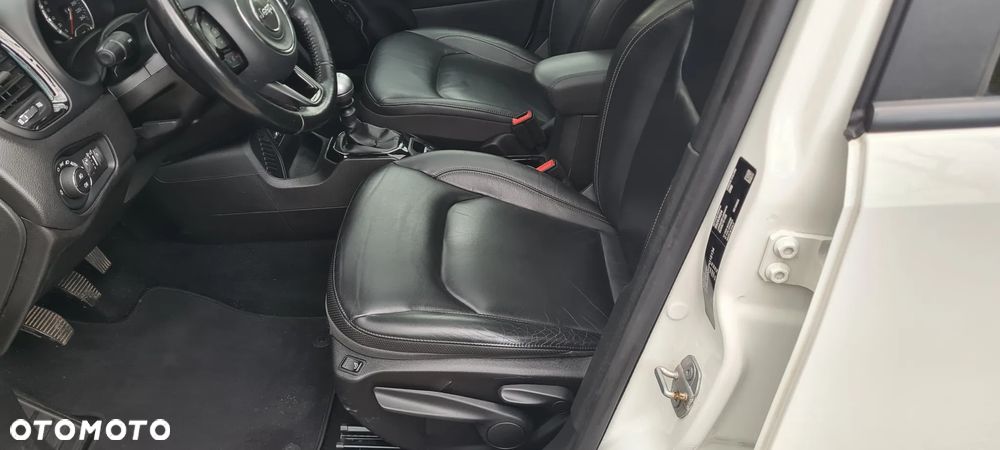 Jeep Renegade 1.4 MultiAir Limited FWD S&S - 13