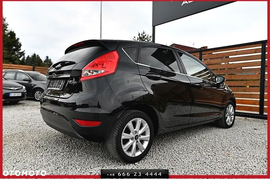 Ford Fiesta 1.4 Champions Edition - 12