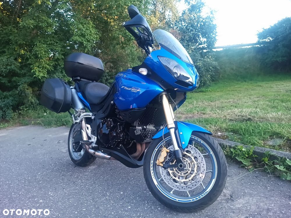 Triumph Tiger - 4