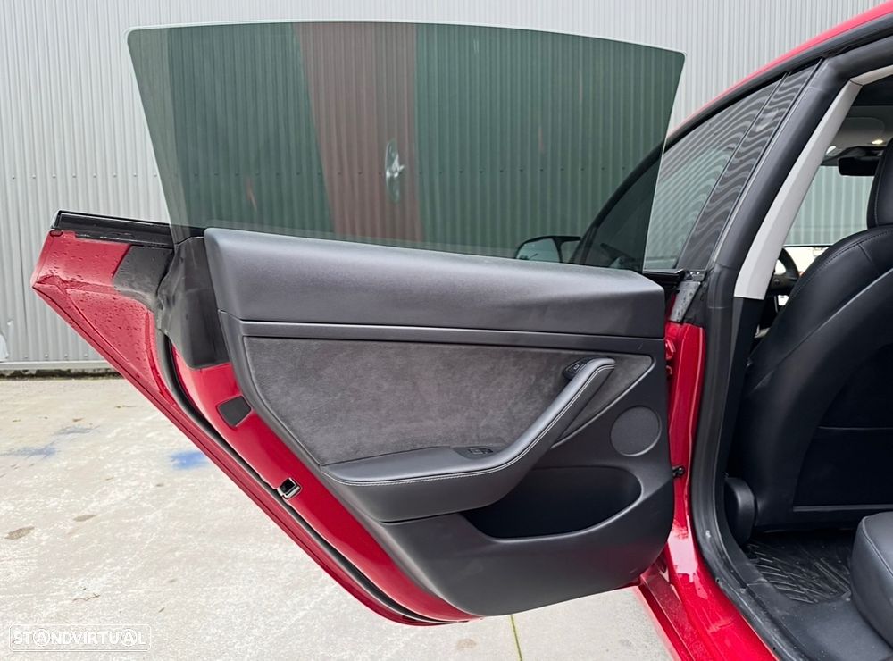 Tesla Model 3 Standard Range Plus RWD - 18