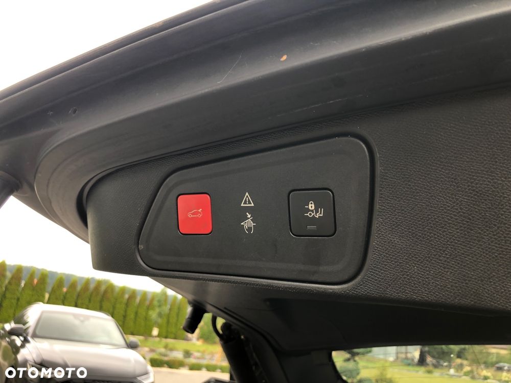 Peugeot 3008 BlueHDi 150 Stop & Start Business-Line - 30