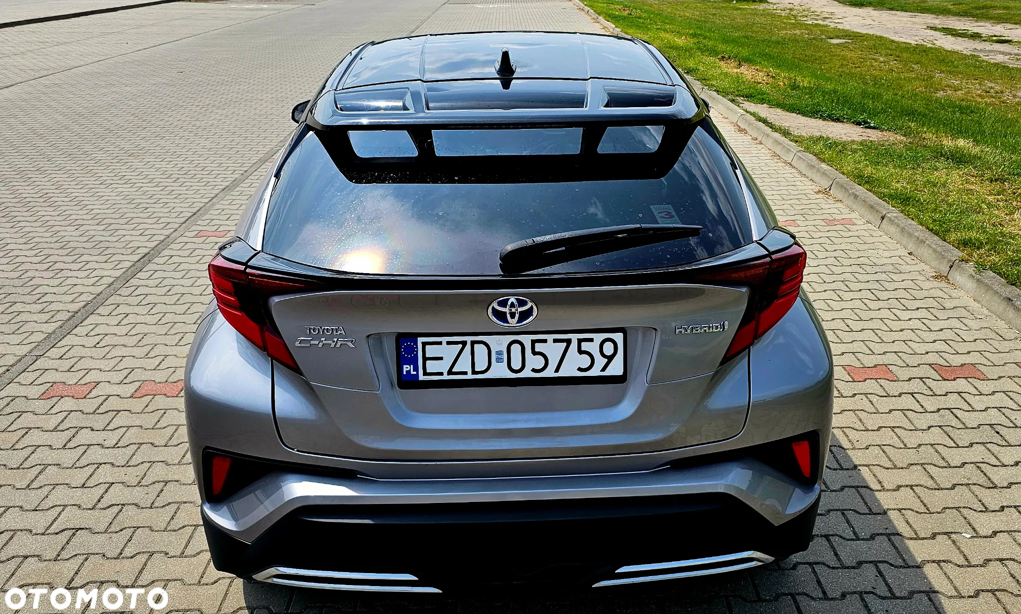 Toyota C-HR 2.0 Hybrid Black Edition - 8