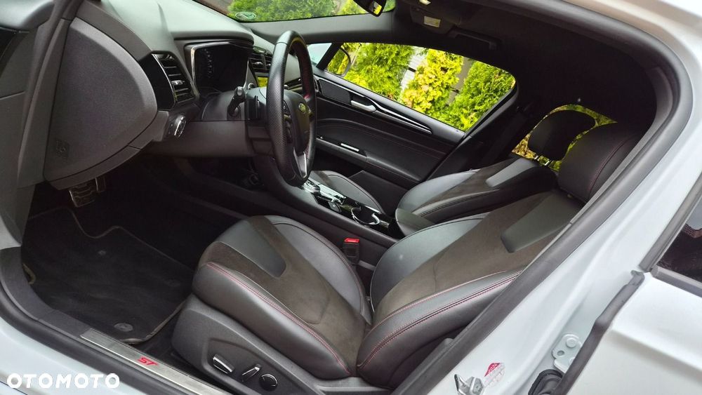 Ford Mondeo - 13